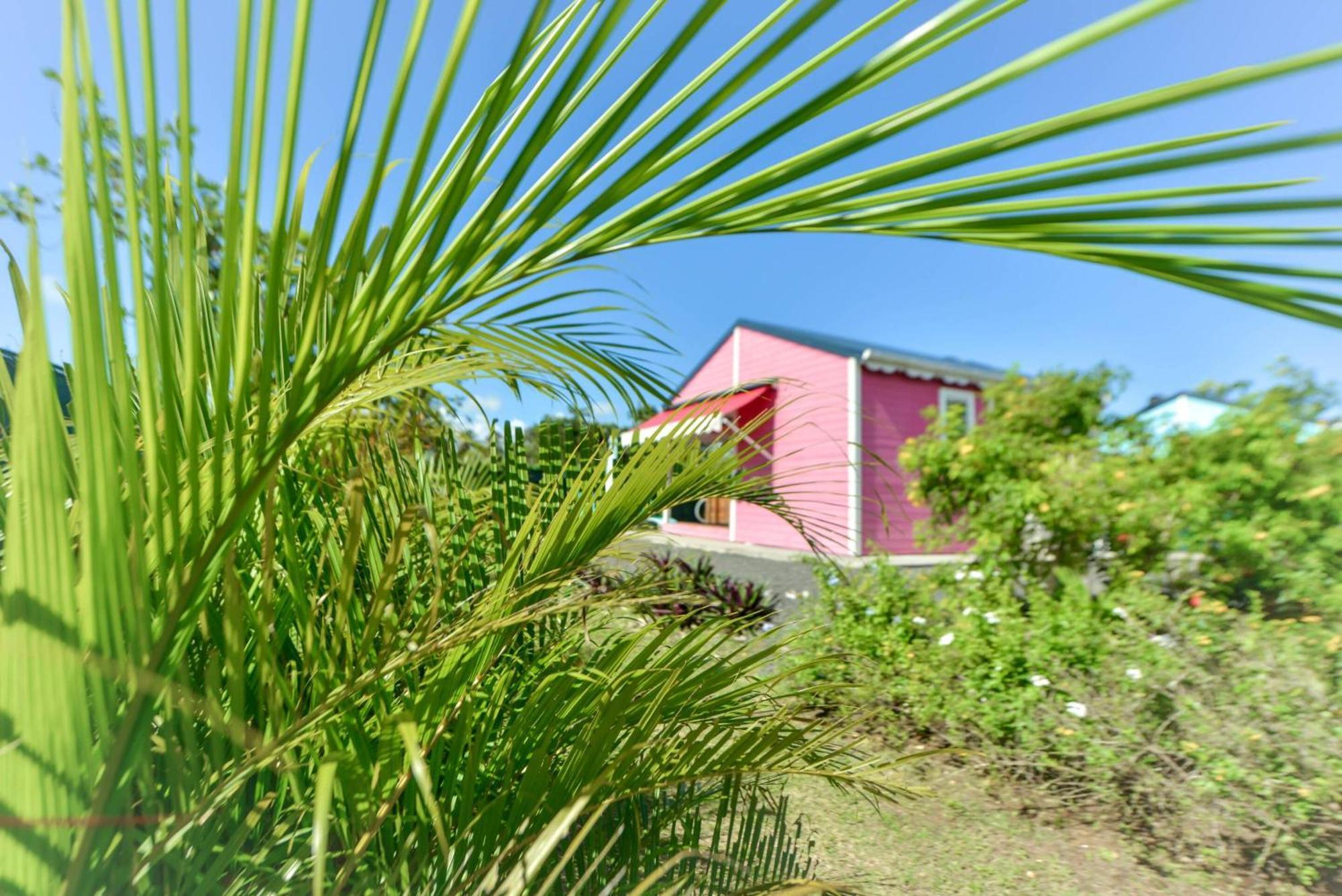 Les Jardins De Chantilly -Bungalows 4 Etoiles Avec Jardins Et Piscines Privees 拜马欧 客房 照片