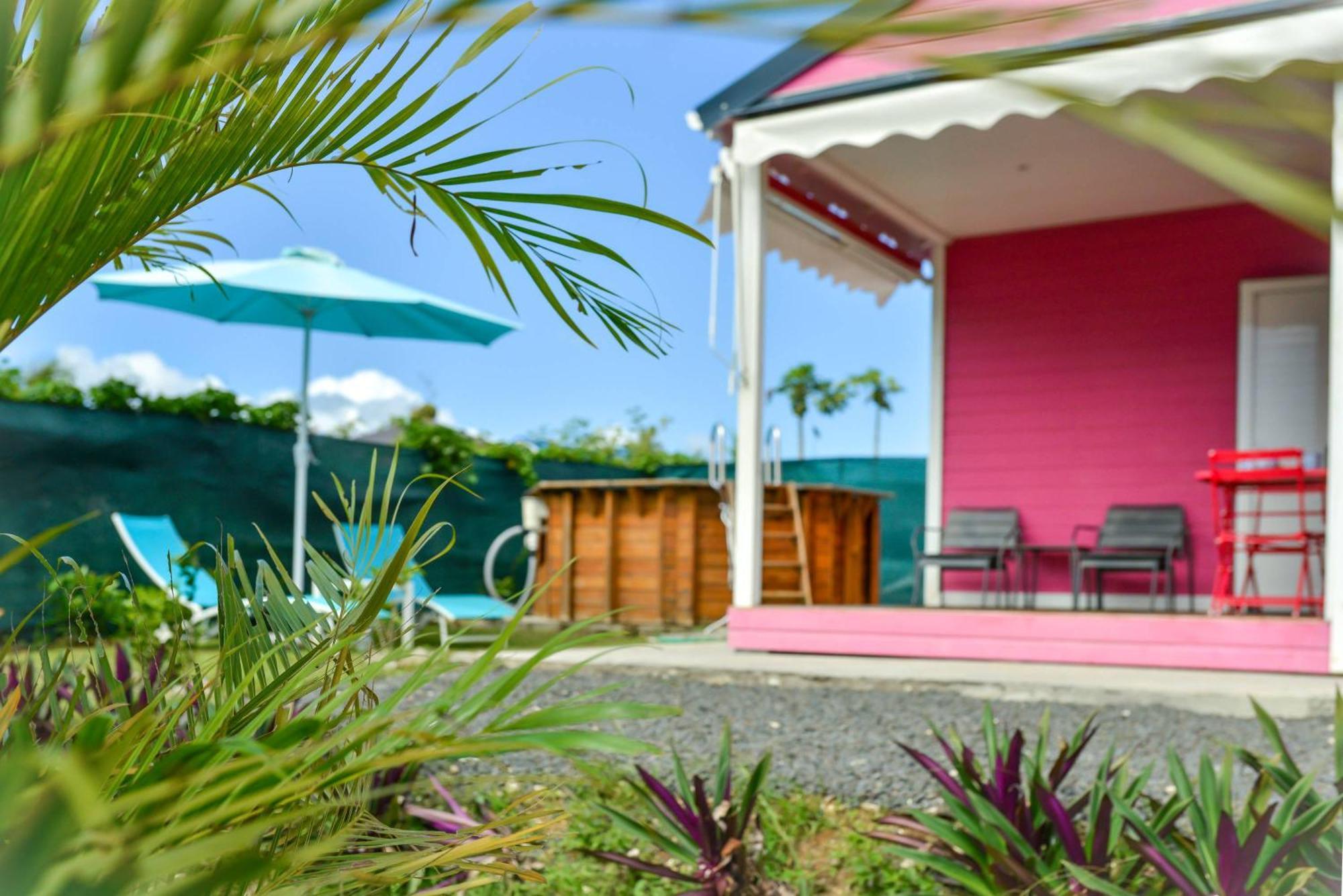 Les Jardins De Chantilly -Bungalows 4 Etoiles Avec Jardins Et Piscines Privees 拜马欧 客房 照片